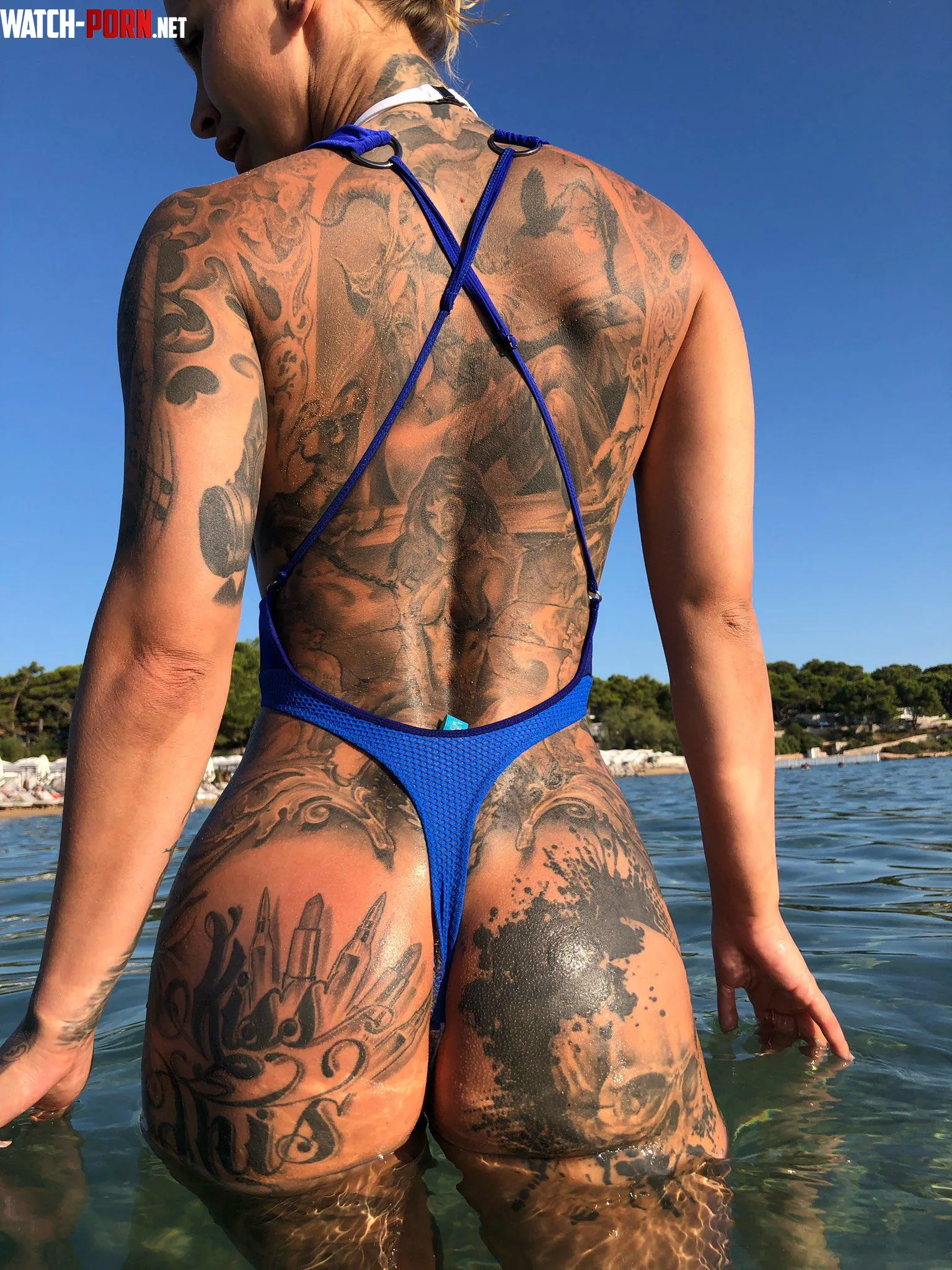 This swimsuit looks good on me by Jill-H008