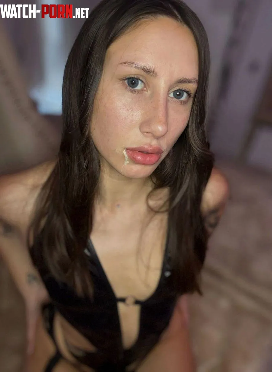 Come kiss my pussy on my Latex by DivineSweetness_