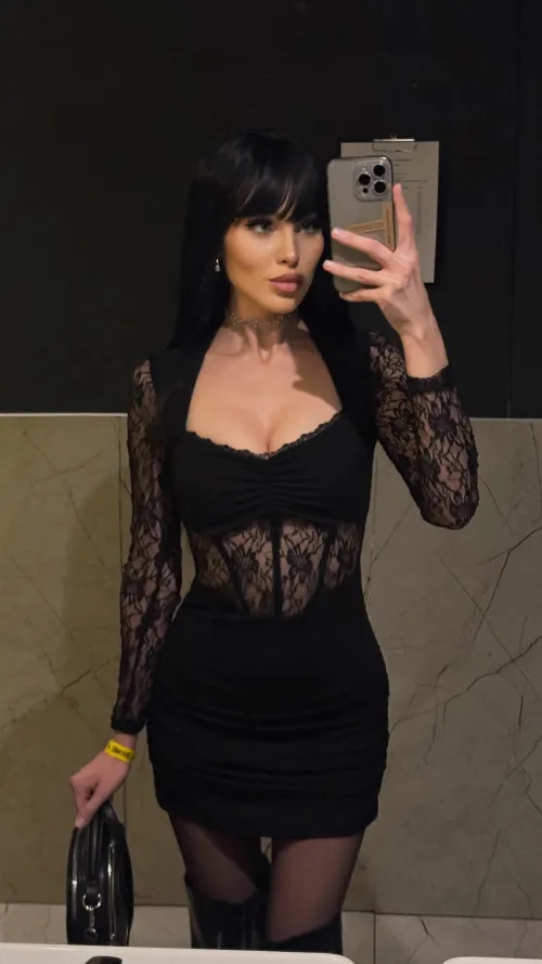 Thumbnail eugenefimov Explores the World of Goth Bimbo Fetish