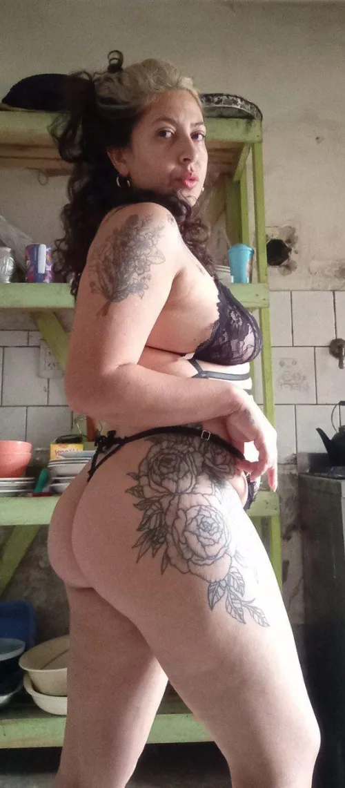 Thumbnail 40s Experiences: Smash or Pass as a GILF by UnluckyPause9051