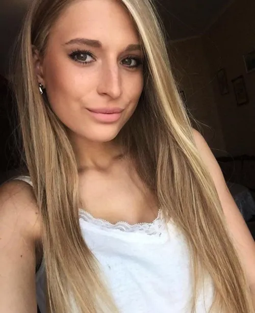 Thumbnail Hold My Hair Blonde: KubulusMoula's Thoughts