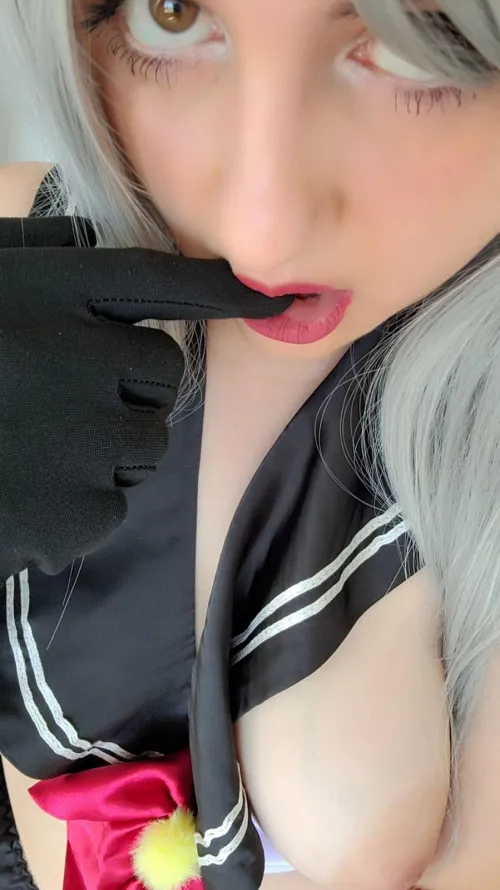 Thumbnail Unveiling 'Will You Come to Meet Me' by kimu in the Cosplaygirls World