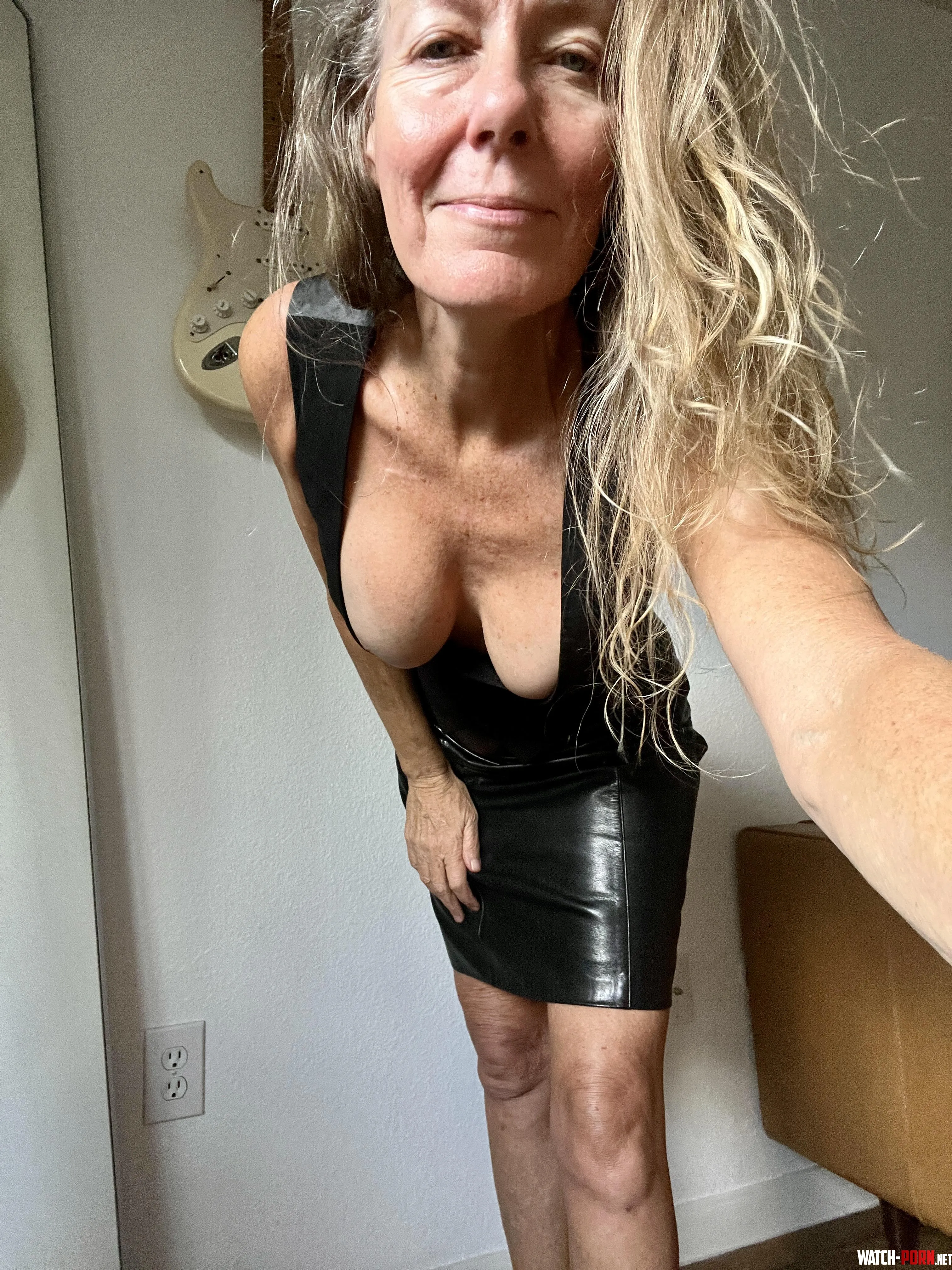 I Love the snug fit of leather  f58 by Mrseviemae
