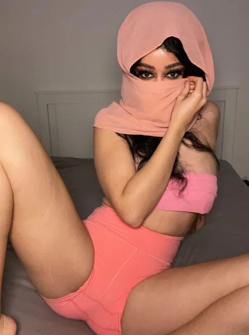 Thumbnail Raw Passion: Unveiling Arab Beauty in ArabPorn with Ok-Candle8408