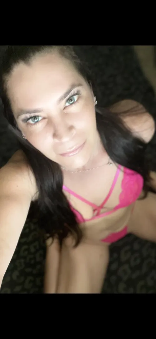 Thumbnail Lemme Look You in the Eyes While I Suck It: Intimate Moments in OnlyFans101 - Confident-Jicama9994