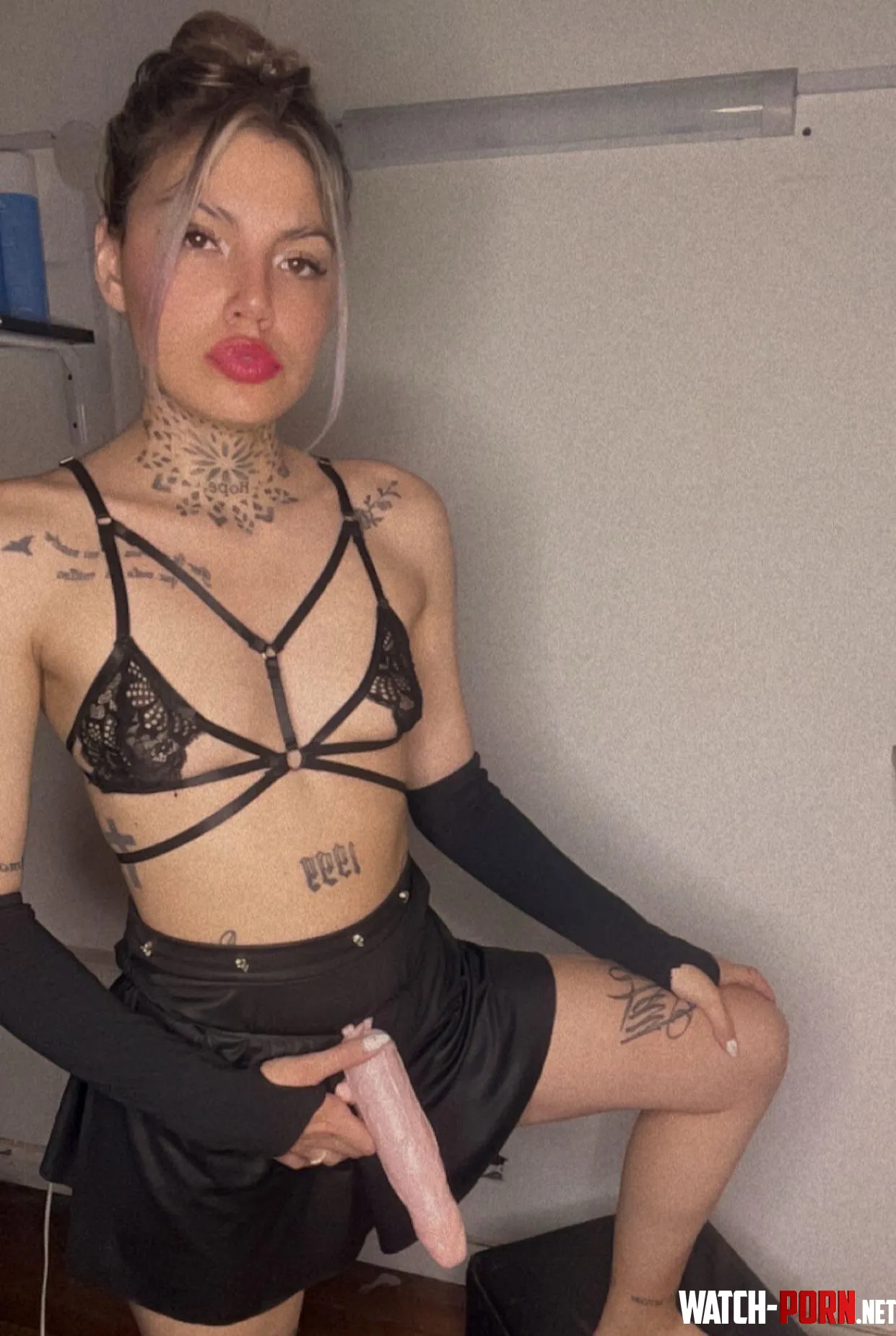 If on a first date I told you Id expand your ass how would you react by Emiliaadisson