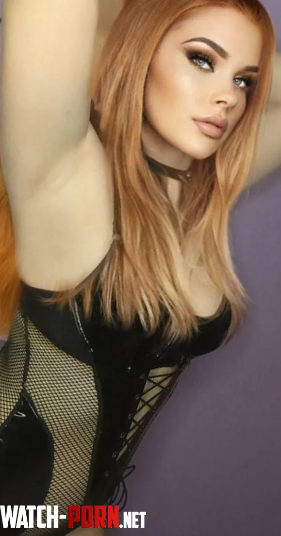 You cant get enough of these flawless sweet armpits I want you to imagine My smell after a work out   by FindomPhoenixRuinsMe