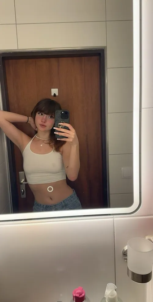 Thumbnail croptopgirls Dilemma: EnchantingBreezex's Styling Struggles