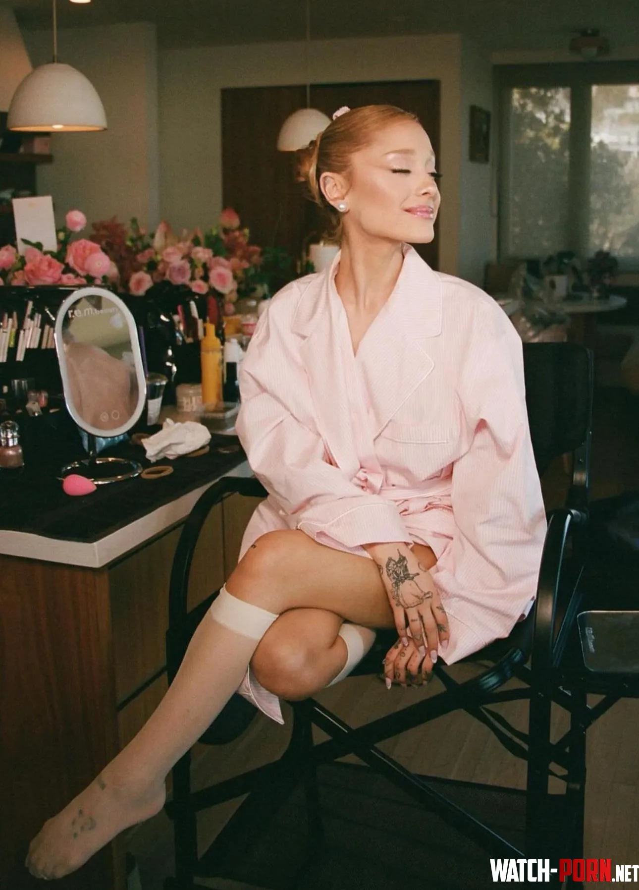 Ariana grande  by Successful-Dance2598