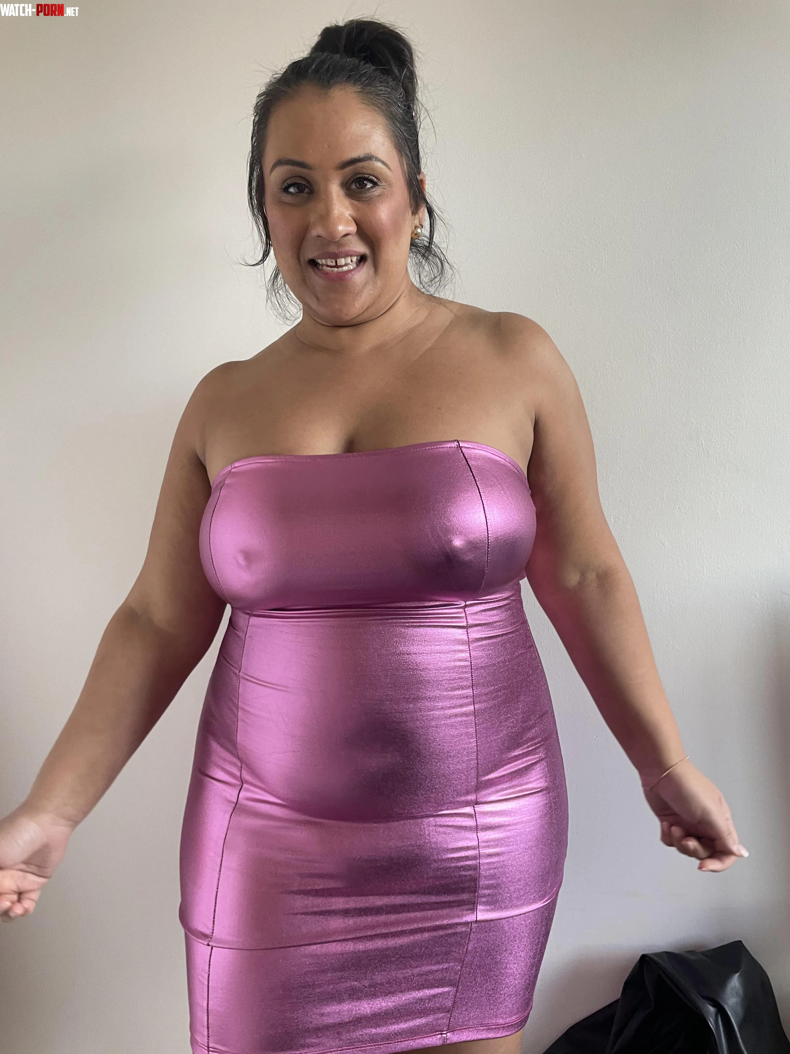 Want to get my wife gangedhow many guys do you think she could take by alexwindsorsmyth69