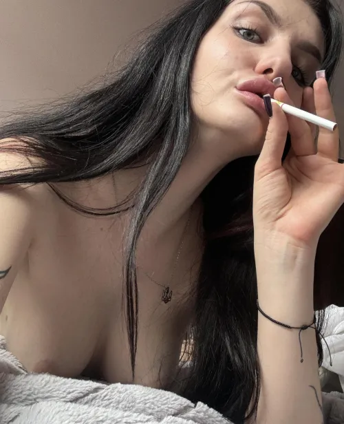 Thumbnail Sexy Manicures and Skin: Embracing Beauty in Nail Fetish