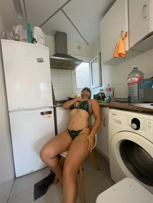 Thumbnail I Love Being Dominated and Told What to Do: Unveiling Fetishes with SeepPopper