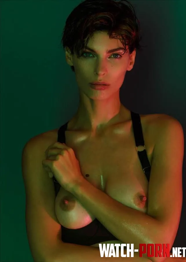 Samantha Laigle by Remi amp Kasia Lovely breasts by GarbegeMan