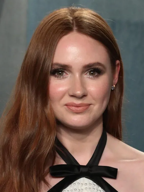 Thumbnail Karen Gillian: A Redheaded Goddess Revealed by Reasonable-Owl-3857