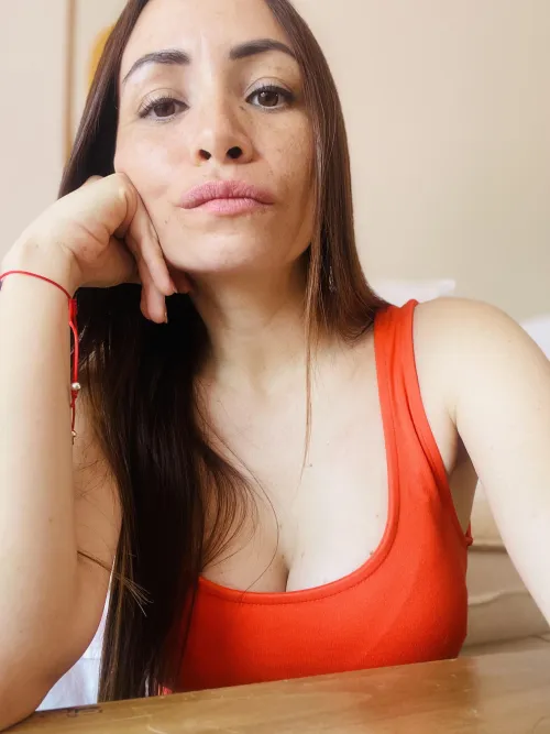 Thumbnail Embracing a Very Serious Monday as a Brunette with ShopiaShopia__