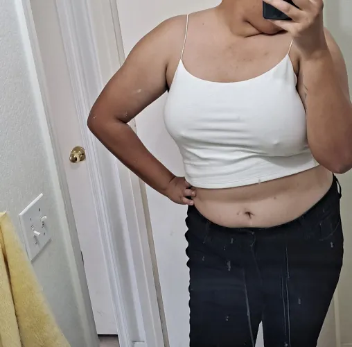 Thumbnail Selfie Stories: Braless Adventures with Ellieerotica2