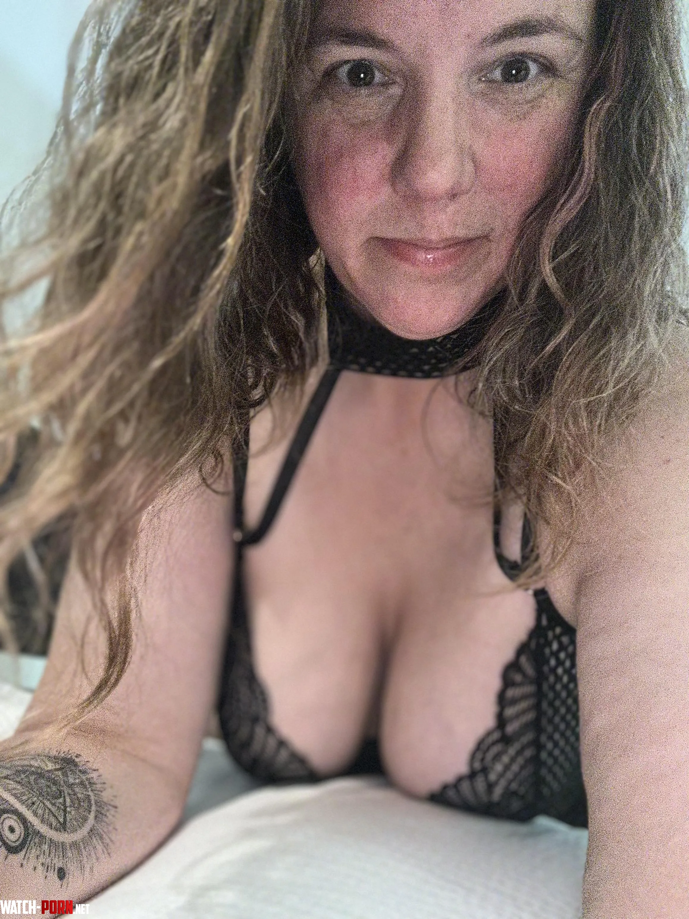 Is that ok for a 48yo grandma to share her curves on reddit by LassieCanon