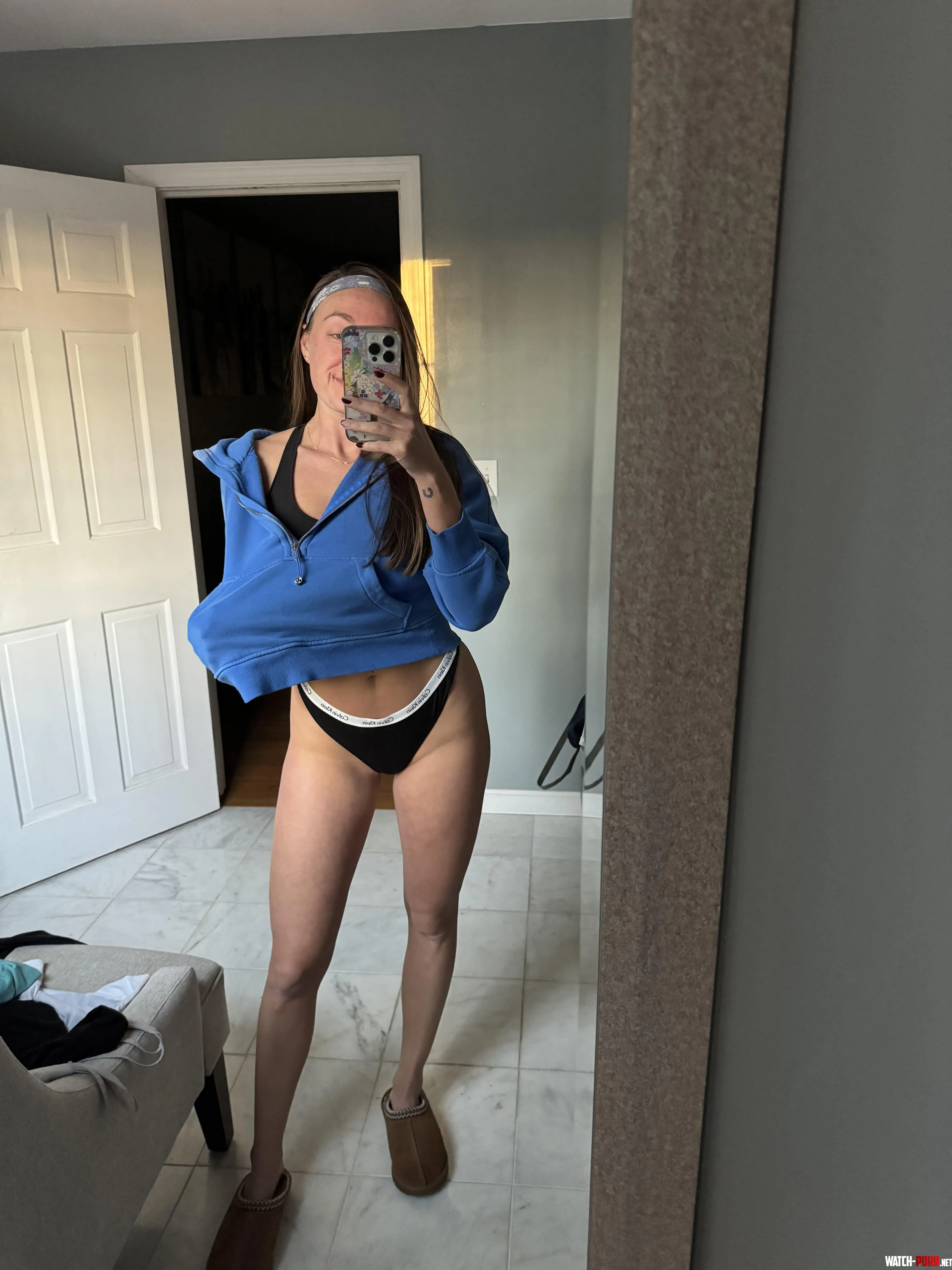 Lets go for a run  by naughtynursedemi