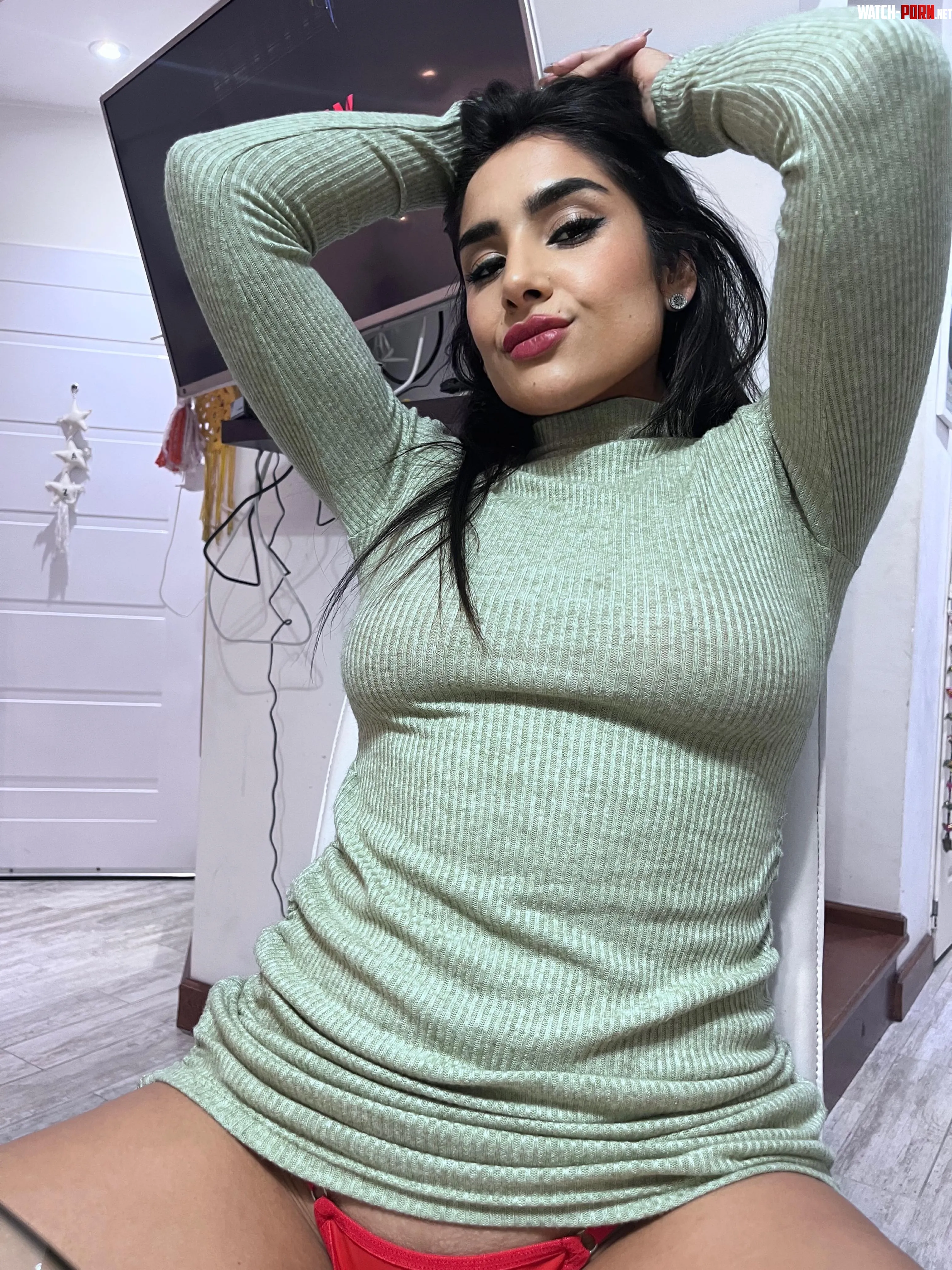 Who wants to have fun with me by Allie_hot69