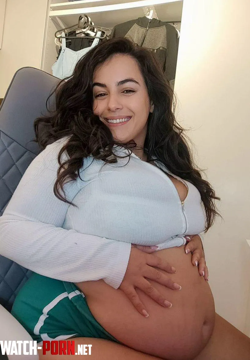 Ive gained 25lbs in the last weekIm out of control by Friendly69Lady