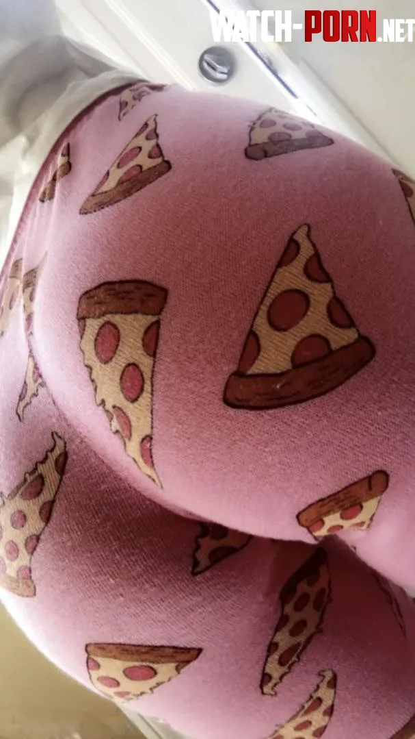 Det blir pizza till middag by Tildebaby