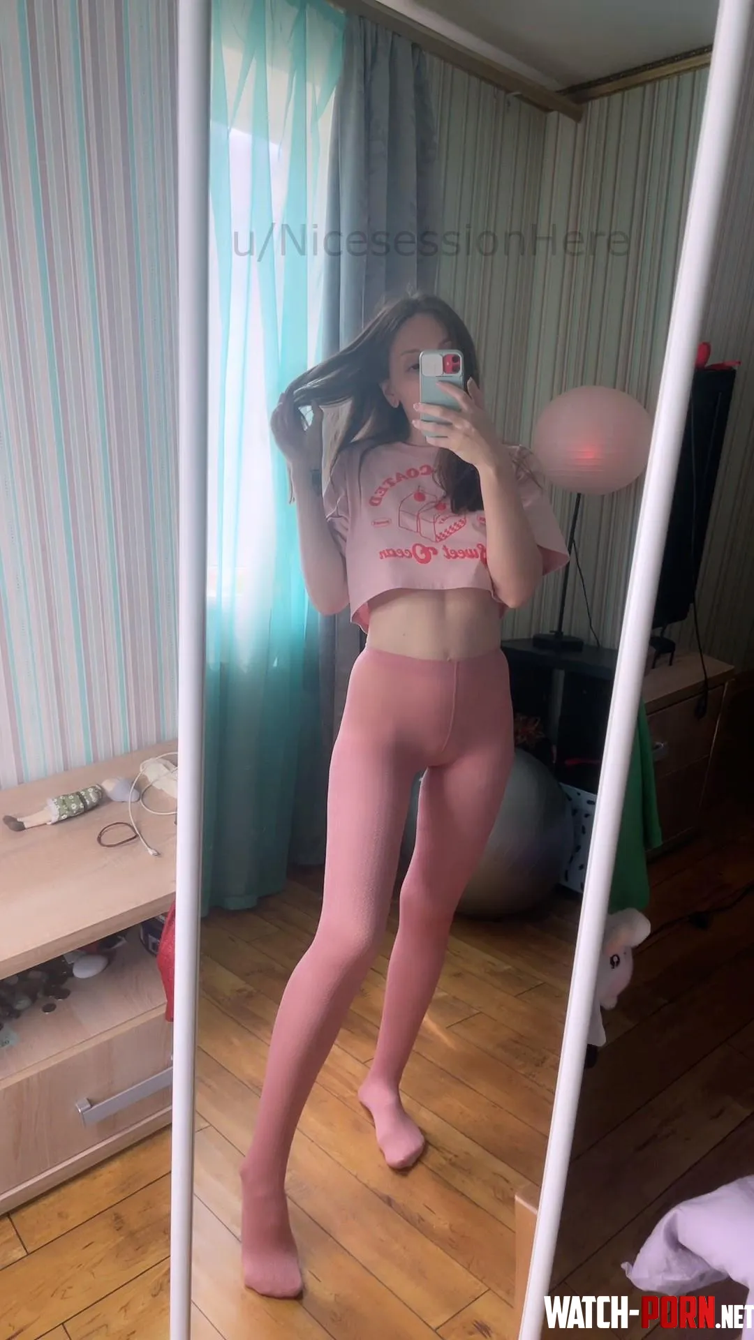Pinky mood by NicesessionHere