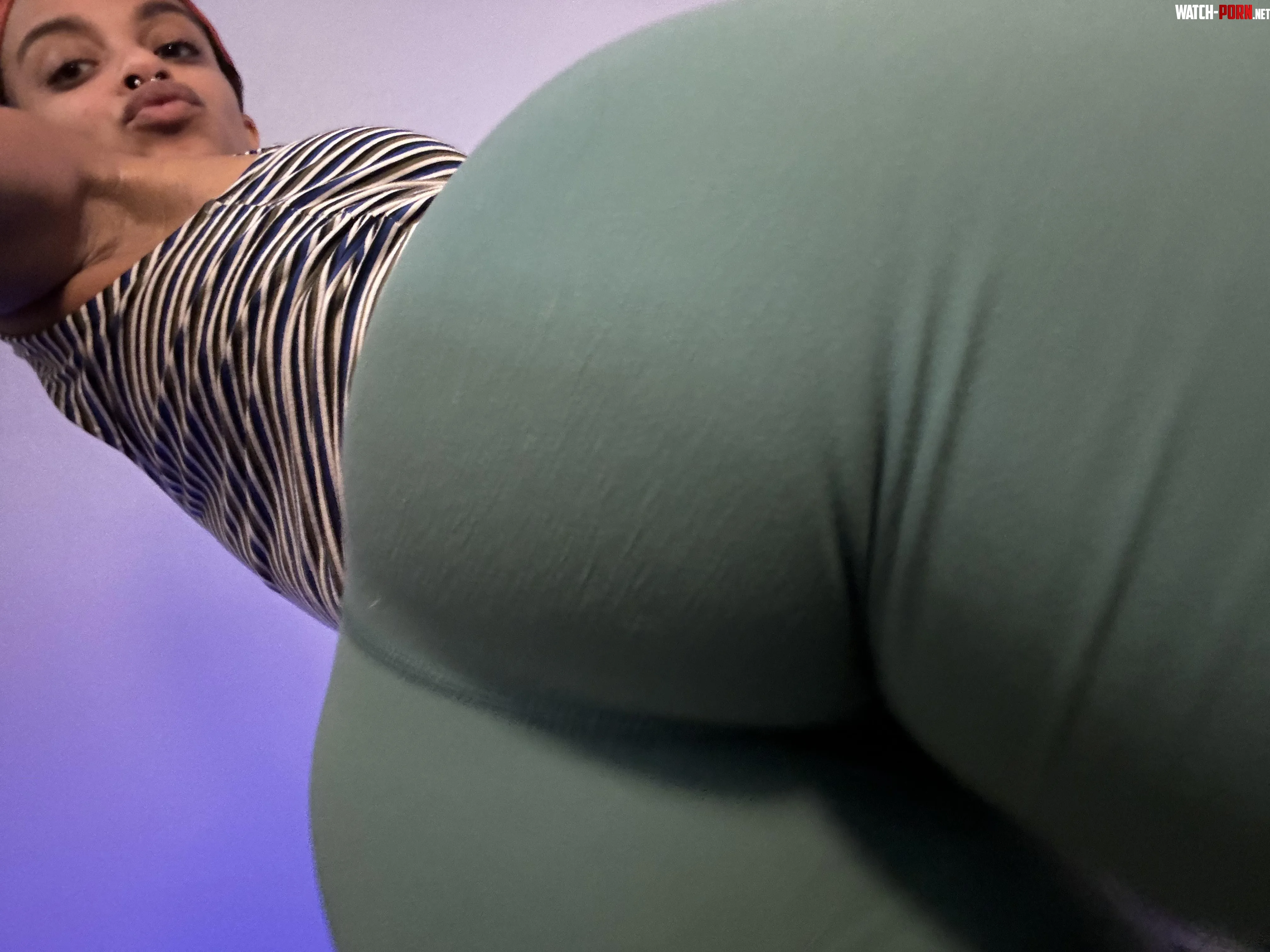 my ass in yoga pants gtgtgt  by bbygirlzoe
