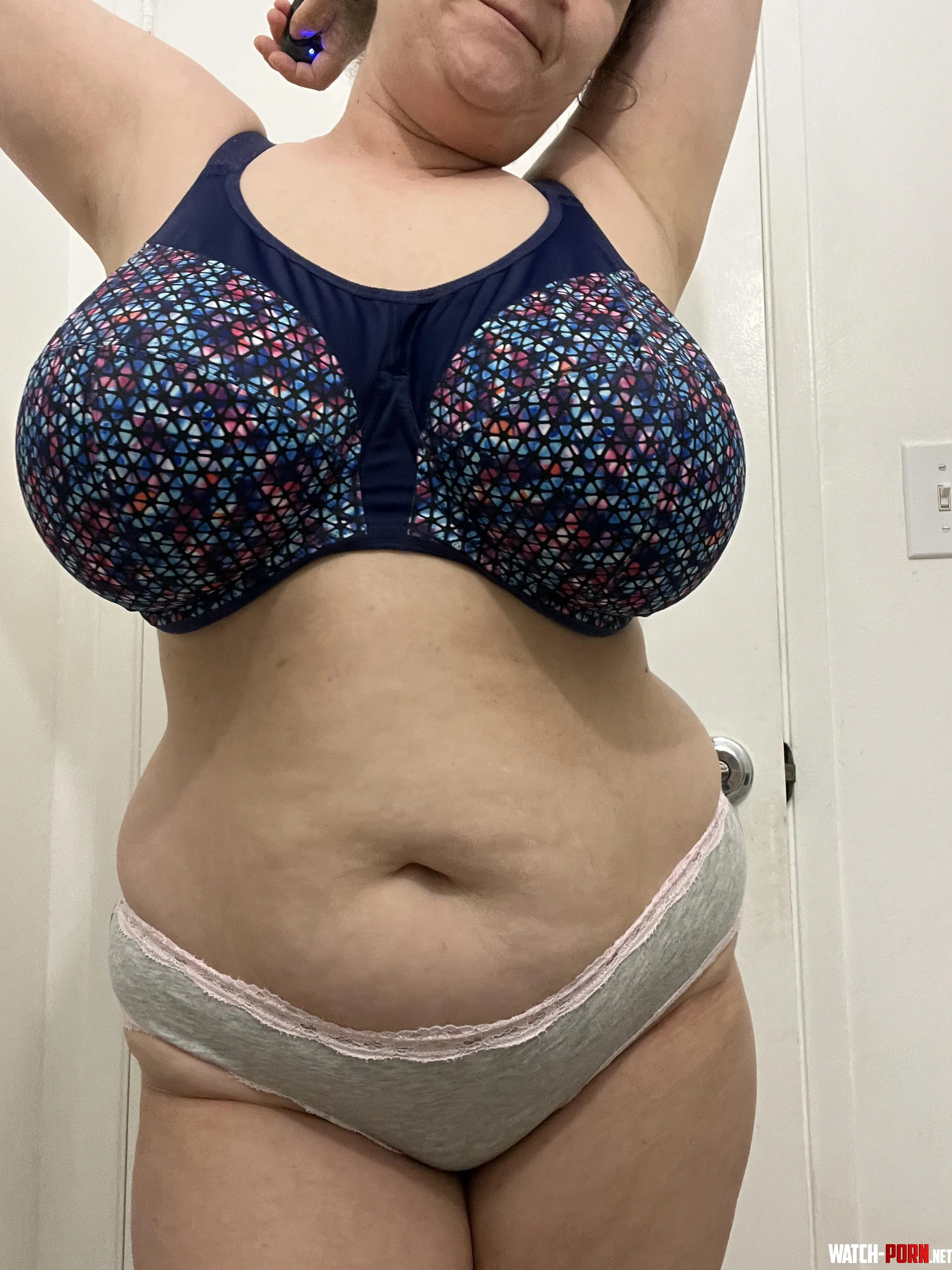 This milf likes to show off  by MassiveApple3405