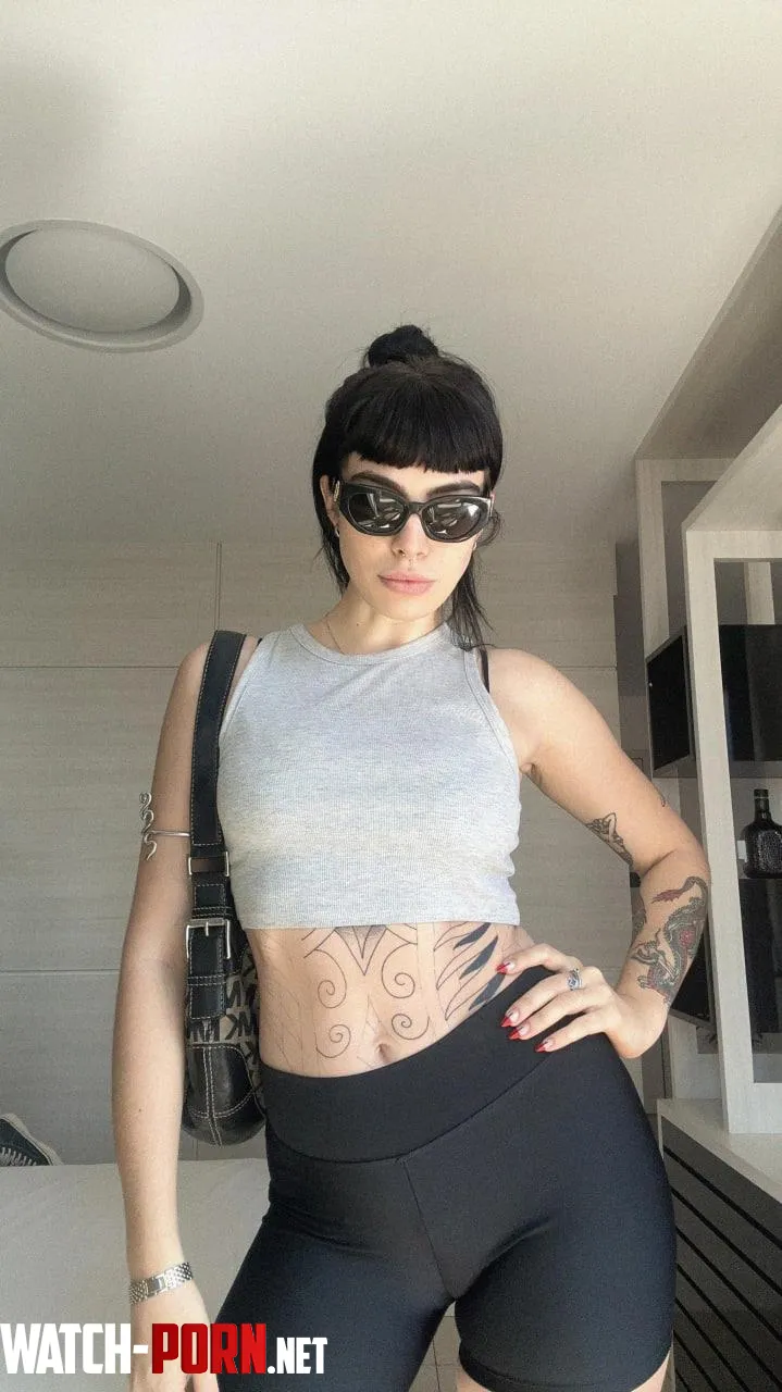 Rocking my favorite crop top today by LoveKittenMiss