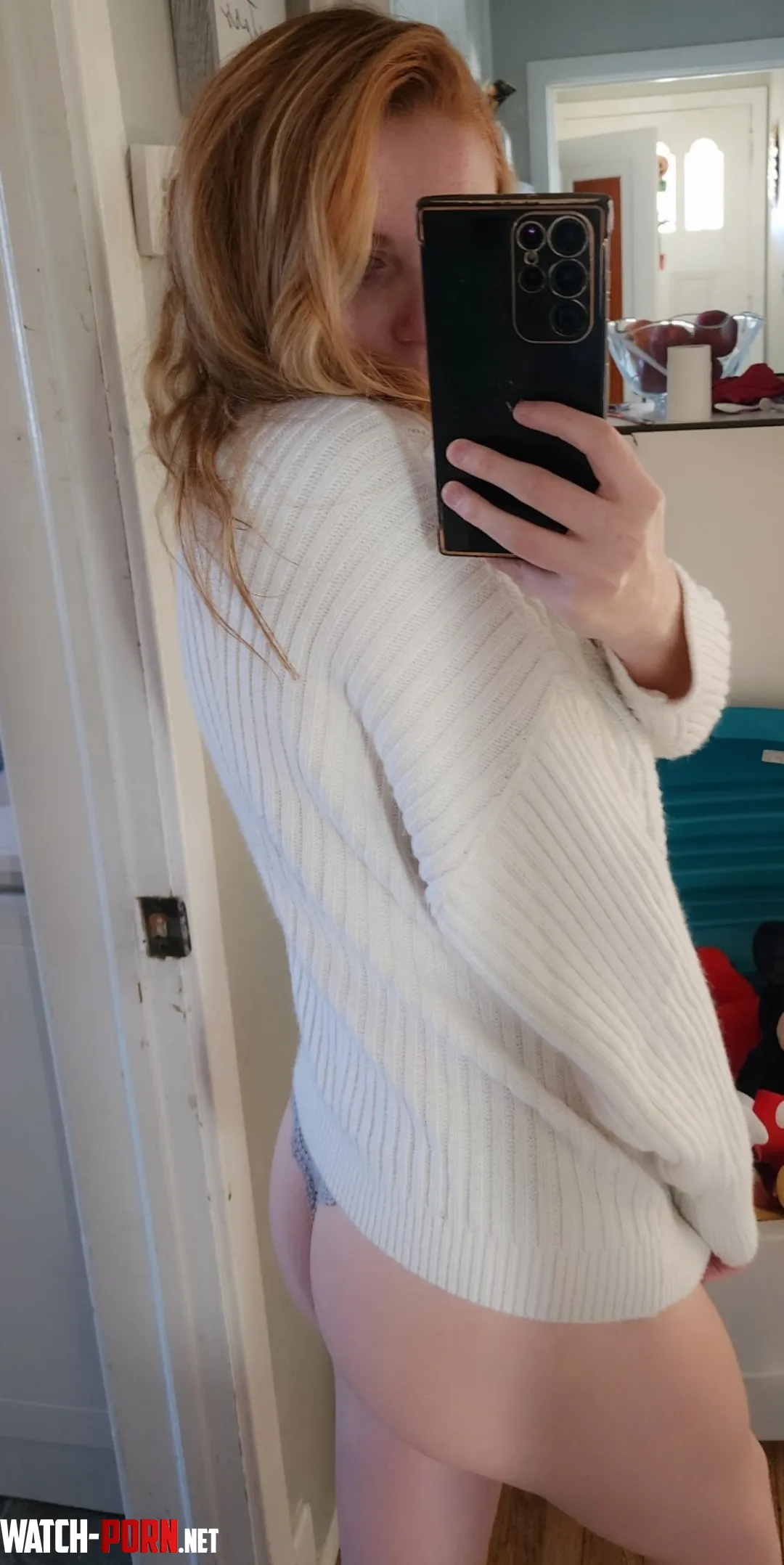 redddy925 the classic Instagram mirror pic by RedRayBae
