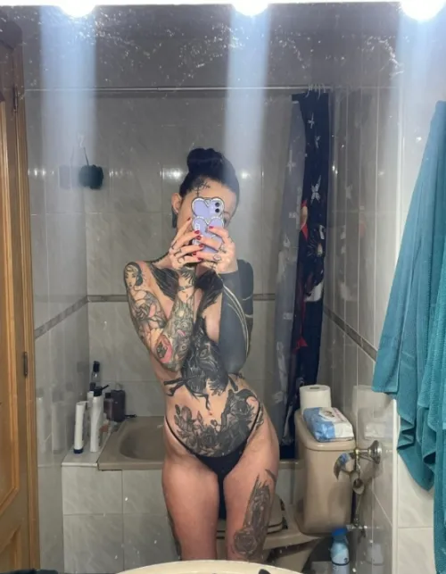 Thumbnail Not Wearing Clothes When Home Alone by Imdollydarko | MirrorSelfie Category