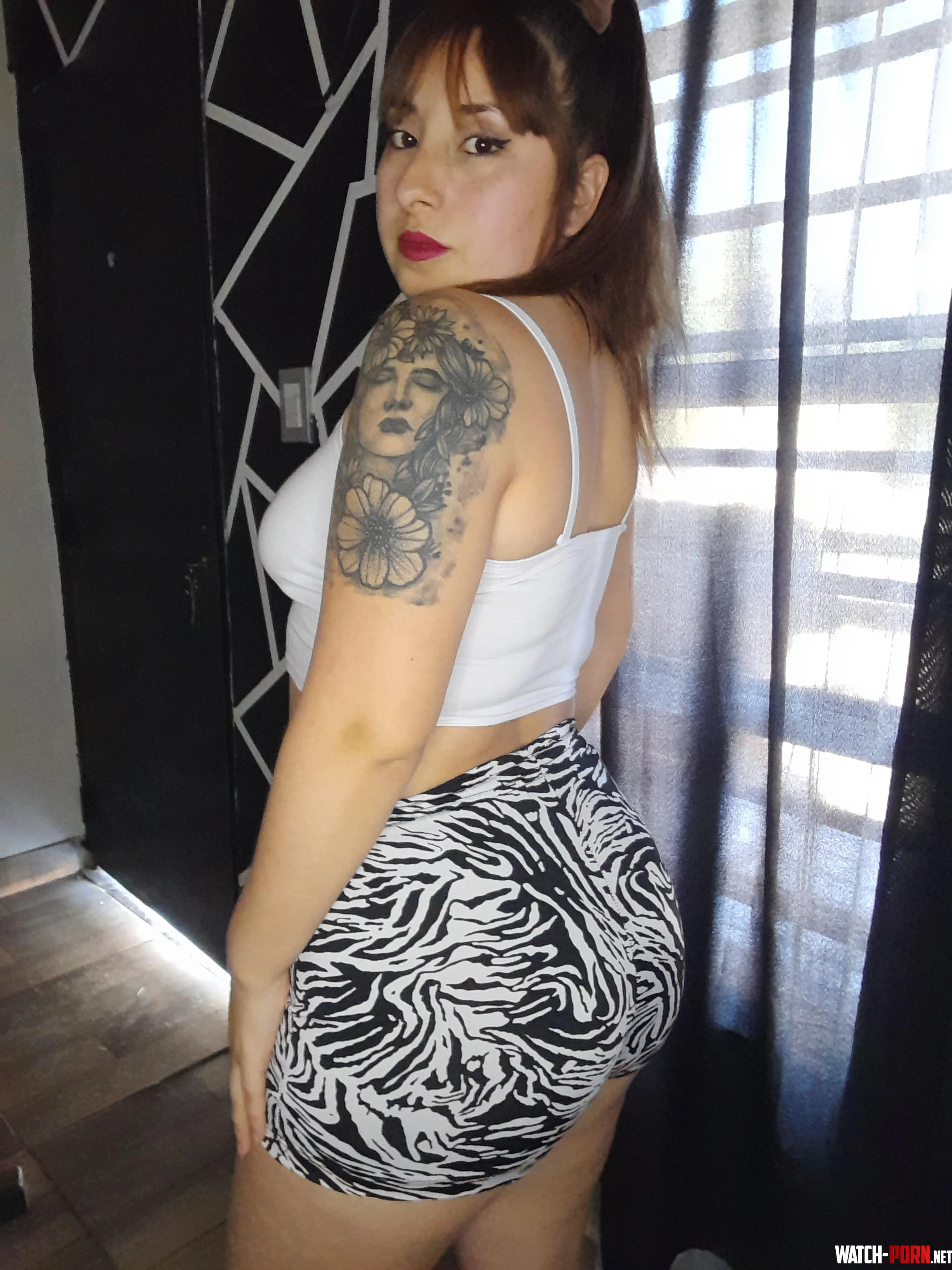 Im going to go to the gym dressed like this am I very sexy by luchi_lu21