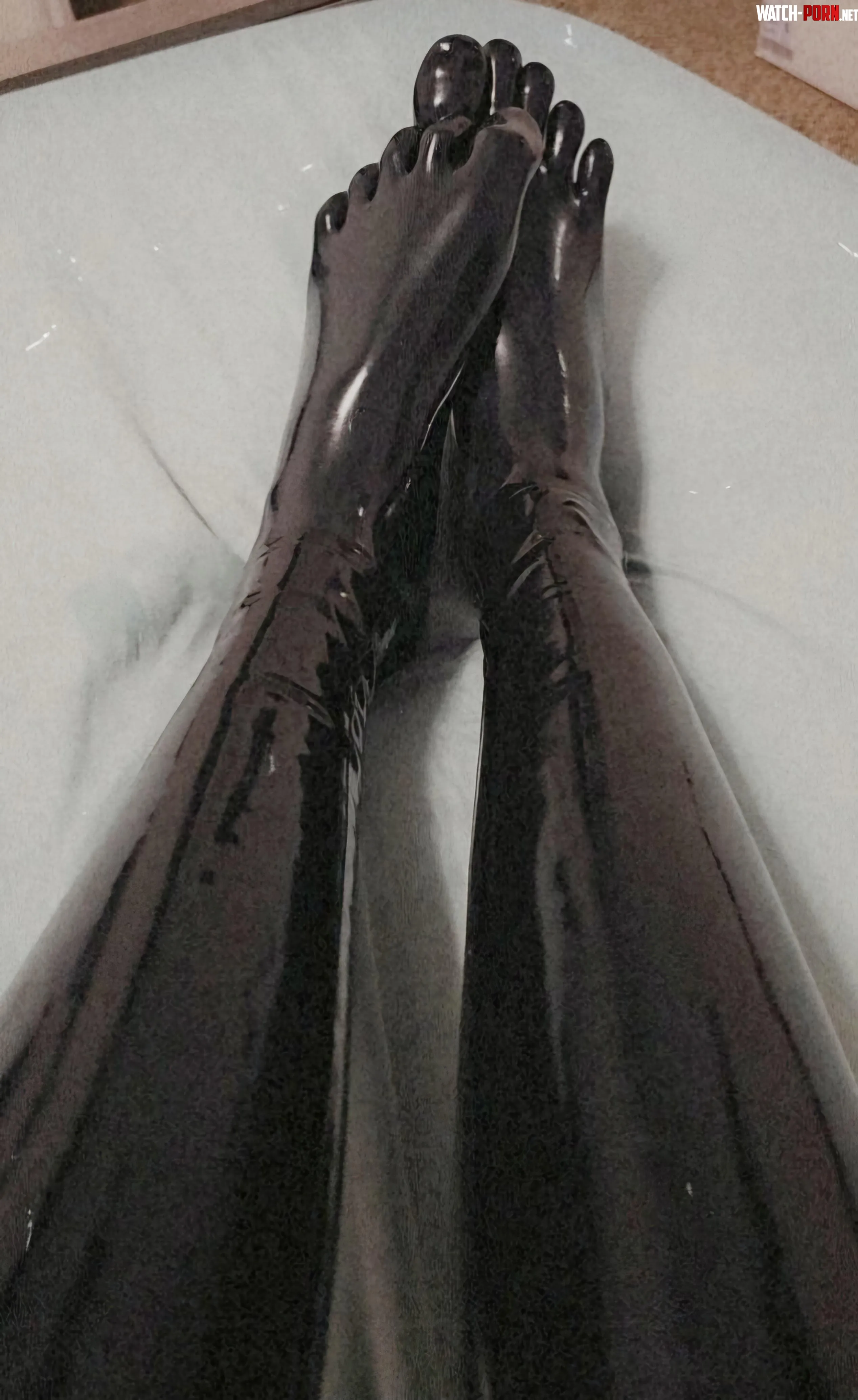 Who is gonna lick my toes by laturalatex
