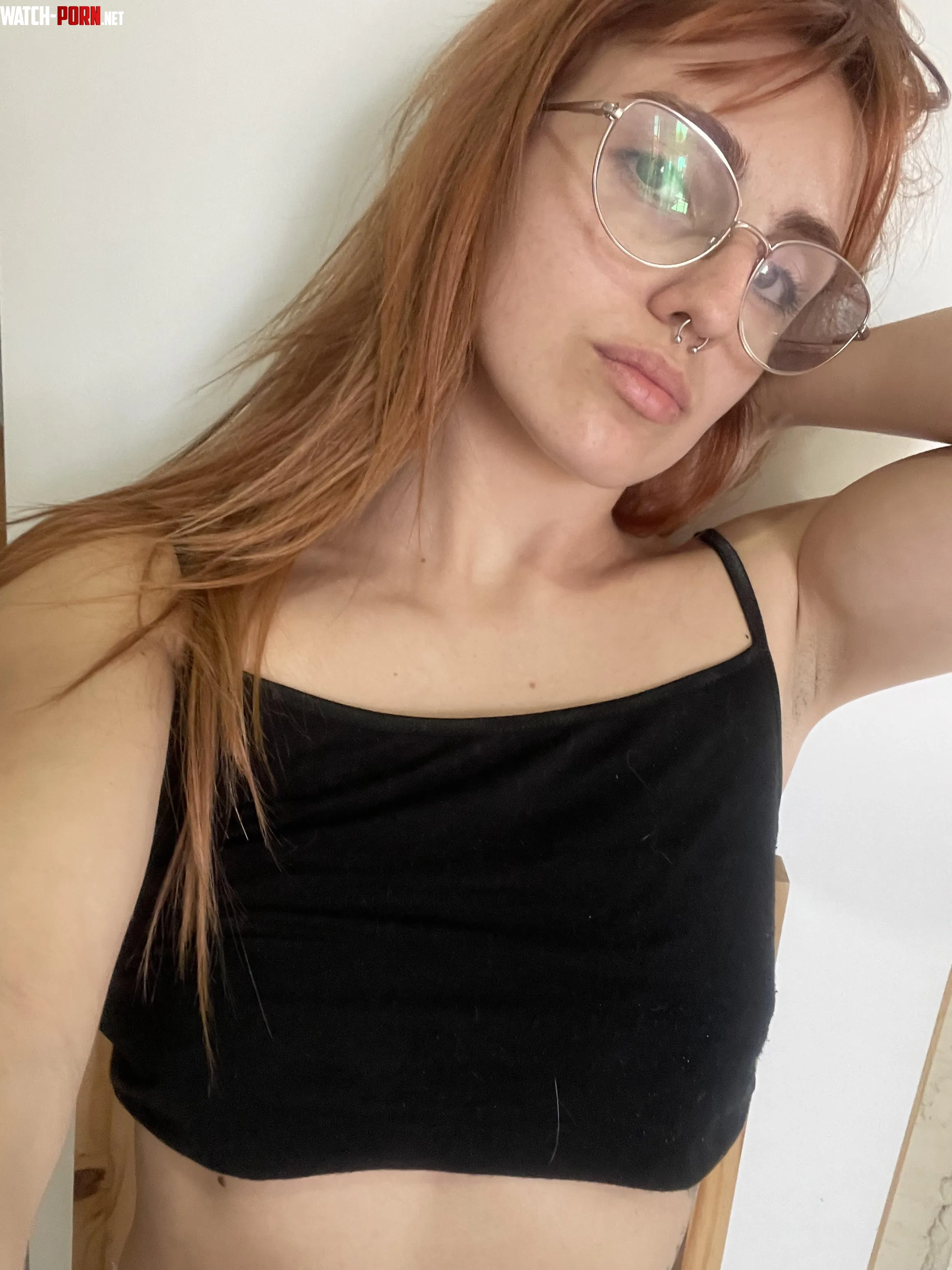 Do you like sweaty armpits  by Sofiaomg23