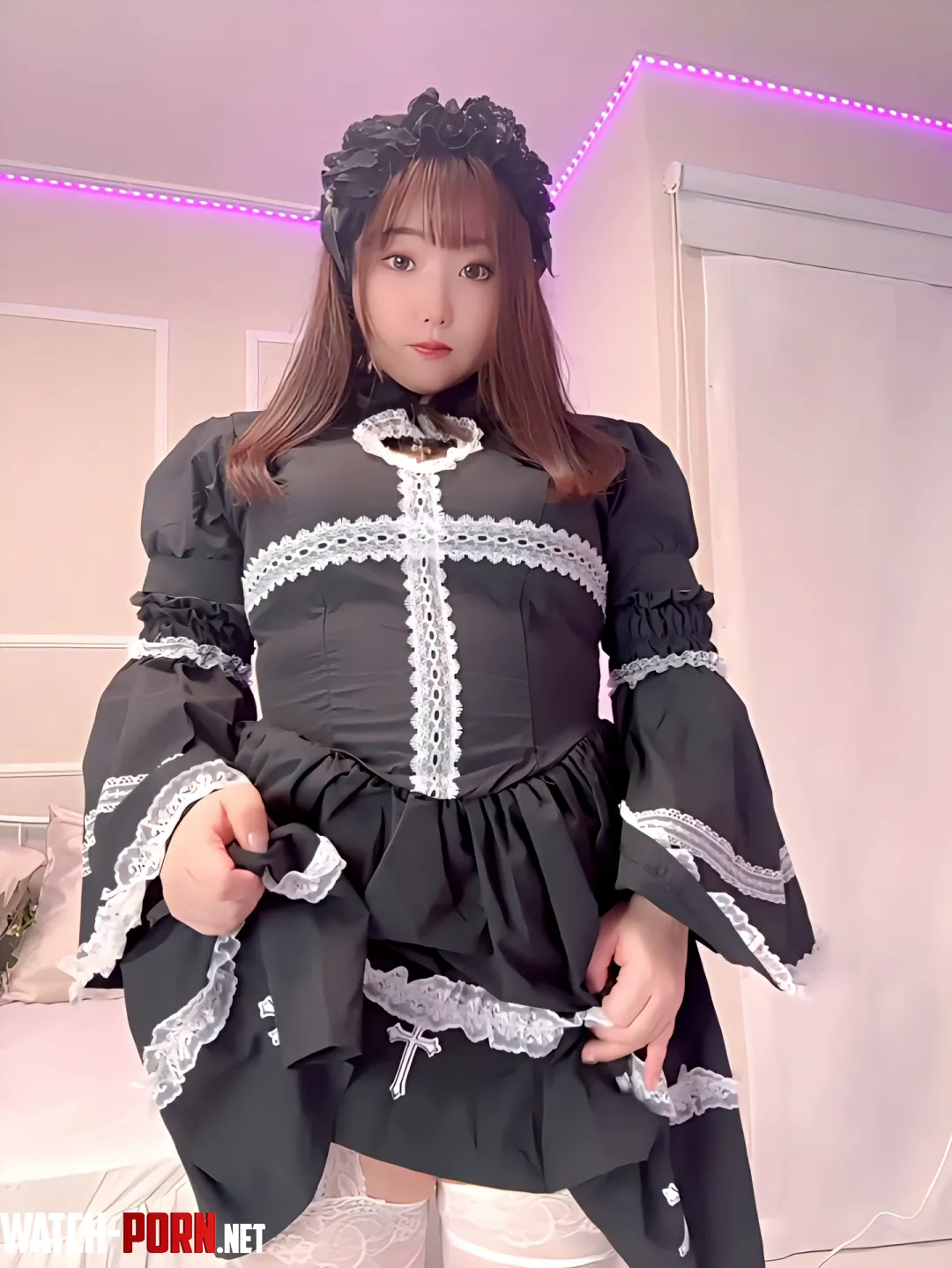 Would you fuck me If I was your maid by EnchantingEllaaa