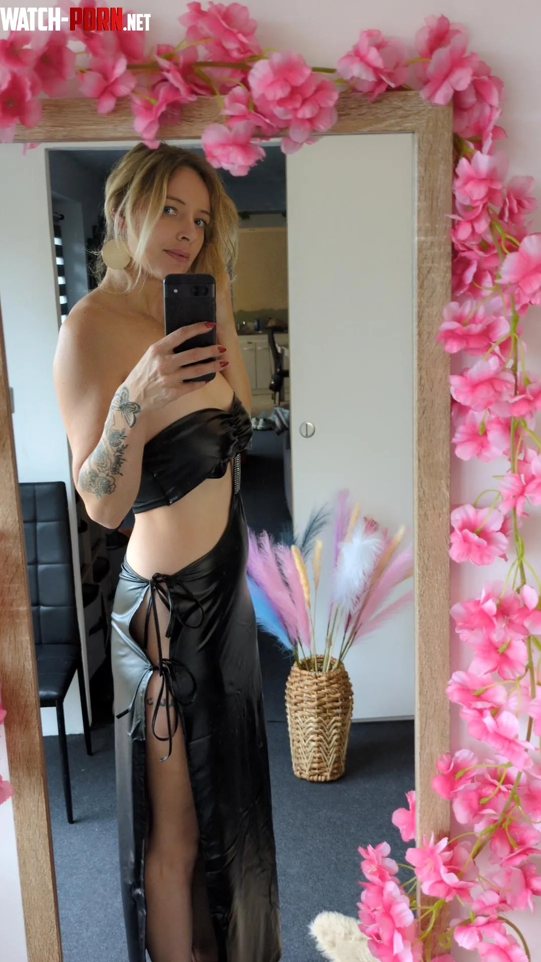 And to think Im not wearing anything underneath  by YourWildestDream69