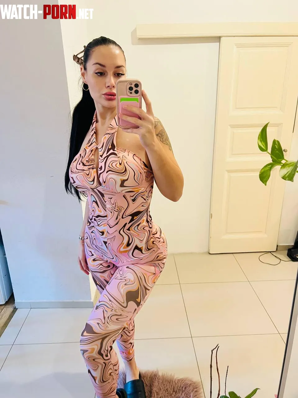 feeling classy in this new one by Miss_ChloeNebula