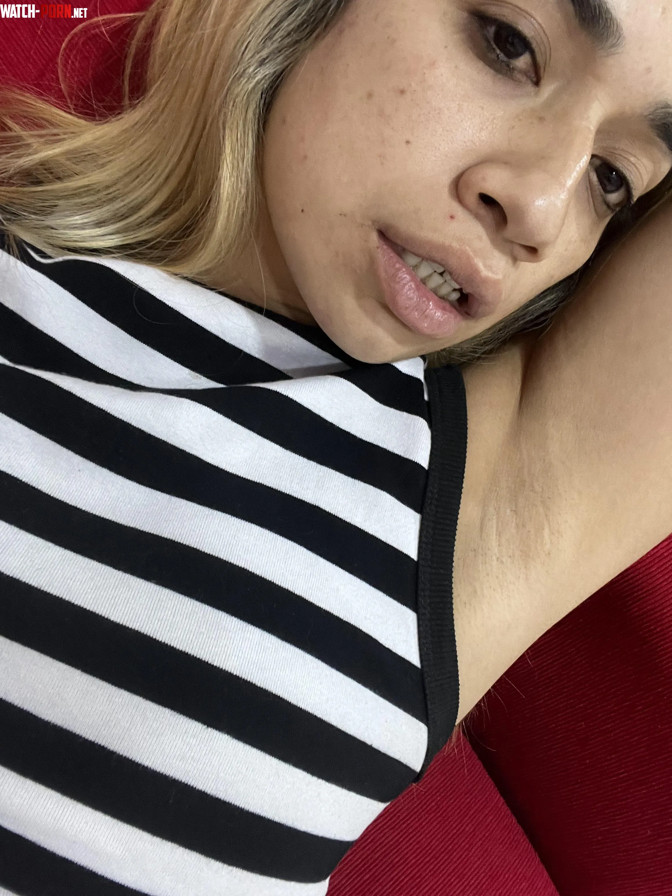 Would you lick them if I asked you nicely but told you I hadnt been in the shower today by Girl270