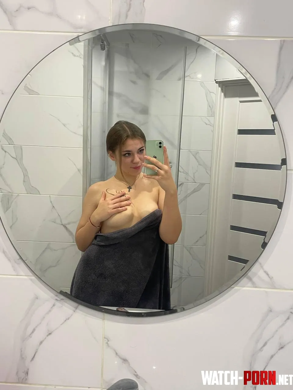 Imagine if you could stand behind me and squeeze my boobs by jordorsomething