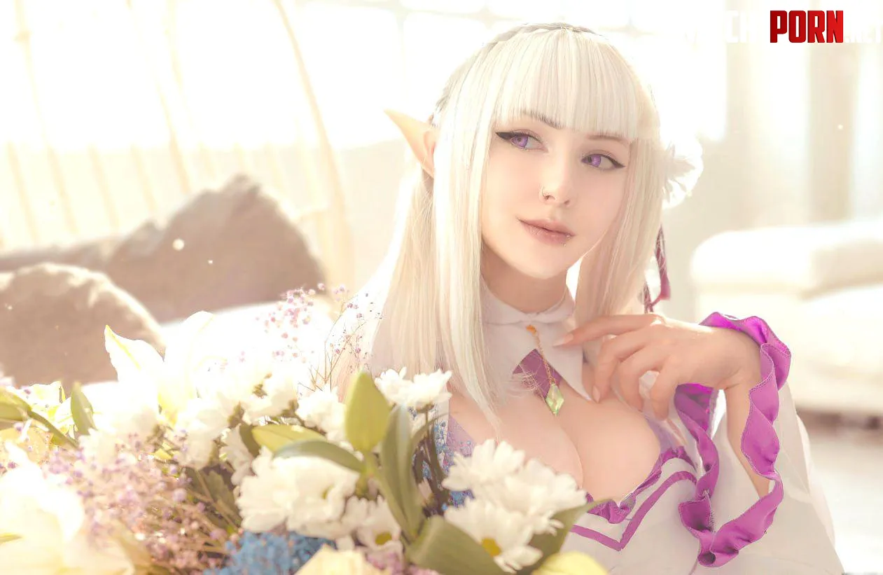 Emilia cosplay by Kuroitsune  by Kuroxkitsune