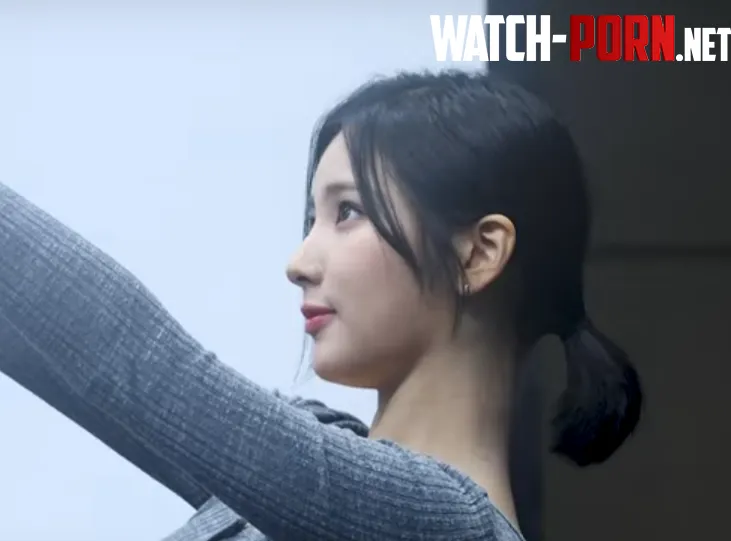 Another one for the short ponytail enjoyers Source is Sohee from the Kpop group Alice by LamboLarz