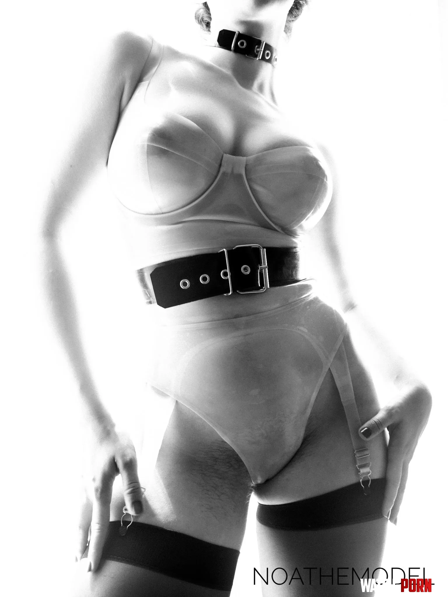 Selfportrait wearing MMlatex by NoaTheModel