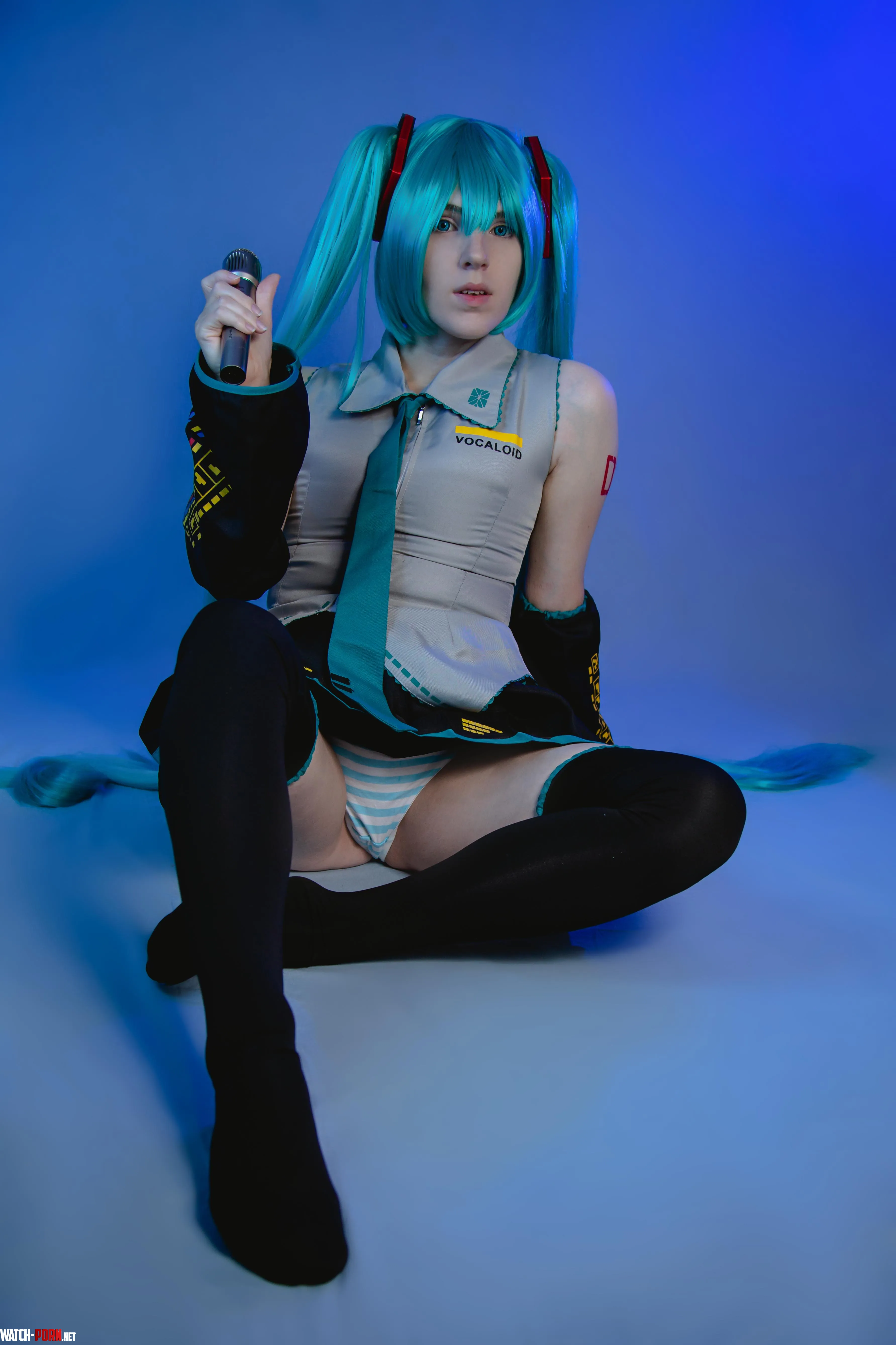 Hatsune Miku by KindnessKindi  by kindnesskindi