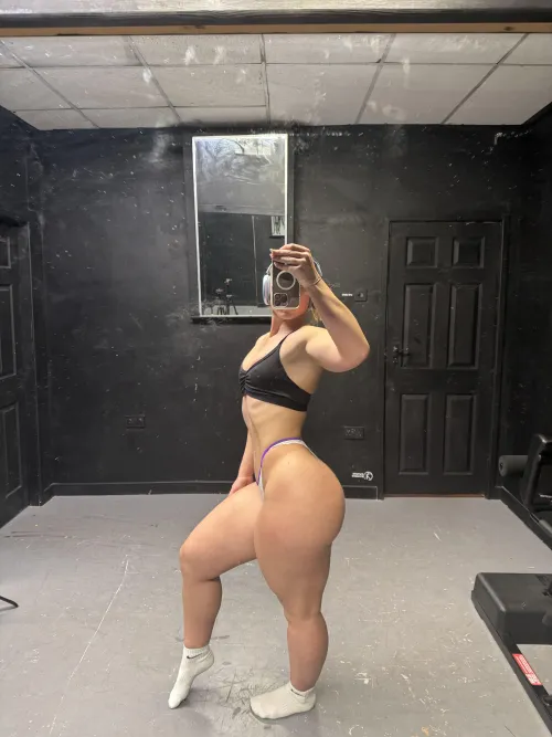 Thumbnail Join the Workout Journey with SpicyySunshinne in NSFW_Hardbodies