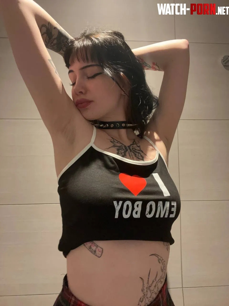 How do I convince you to lick my armpits by Garcia_Iris
