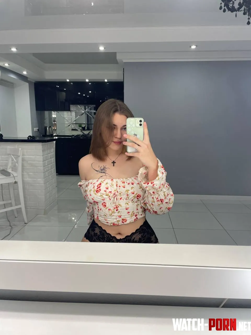 Locked myself in a room to take naughty selfies in the mirror without anyone seeing by jordorsomething
