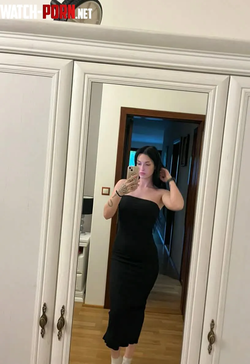 Looking hot on my dress by LourdesAlaska
