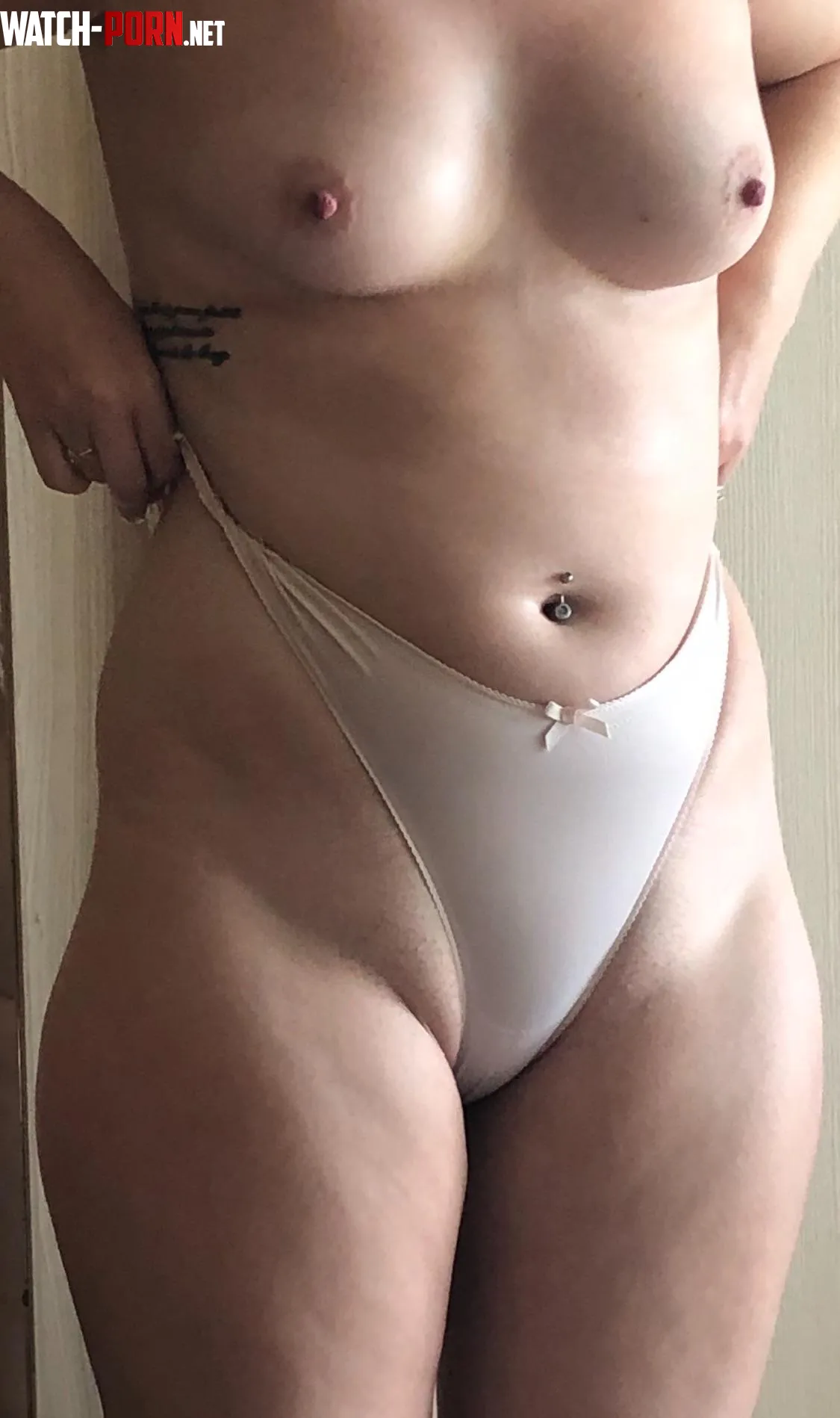 ThickThighs by Si-vicky