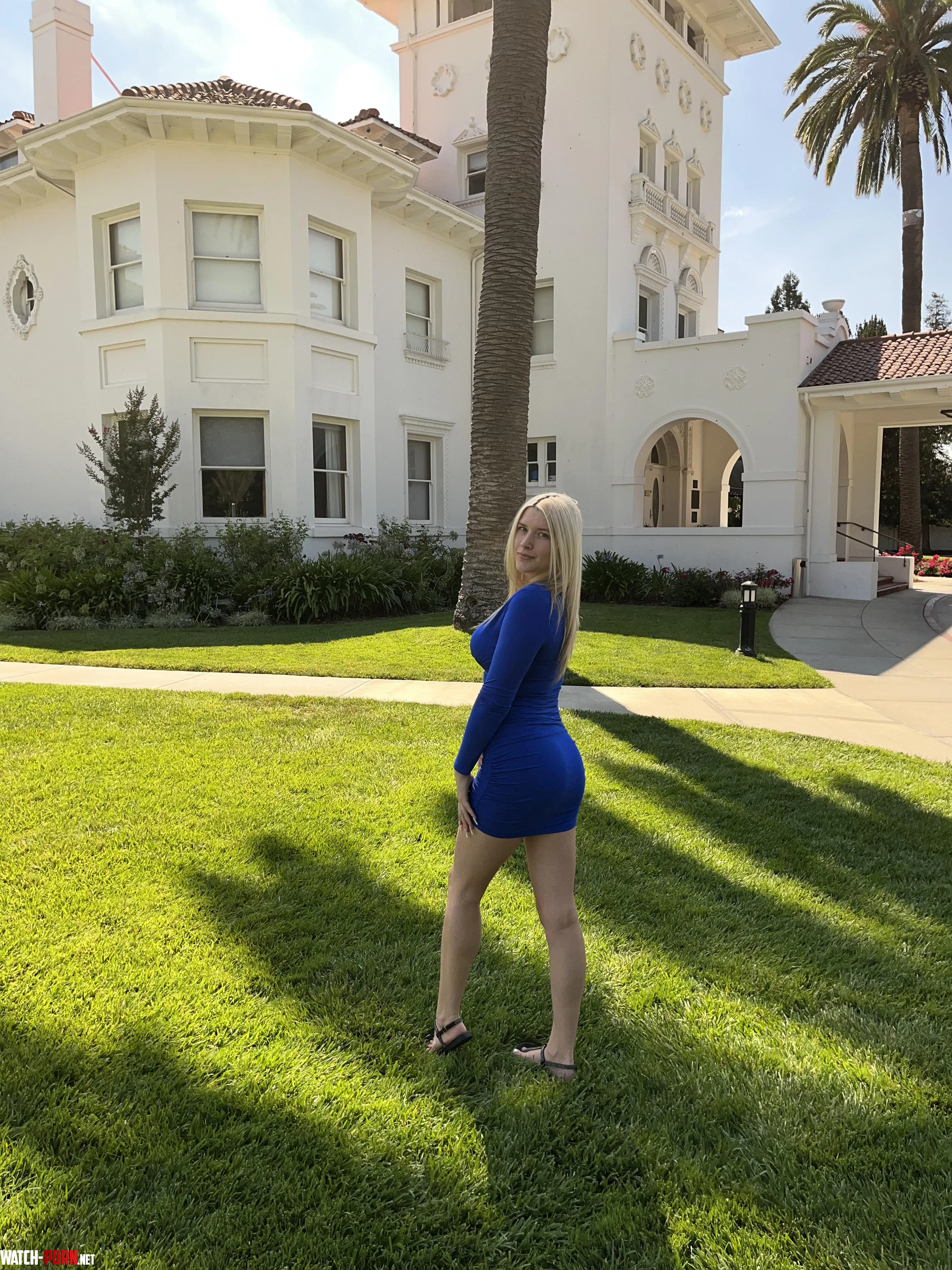 19F in a tight dress by Hclassbarbie