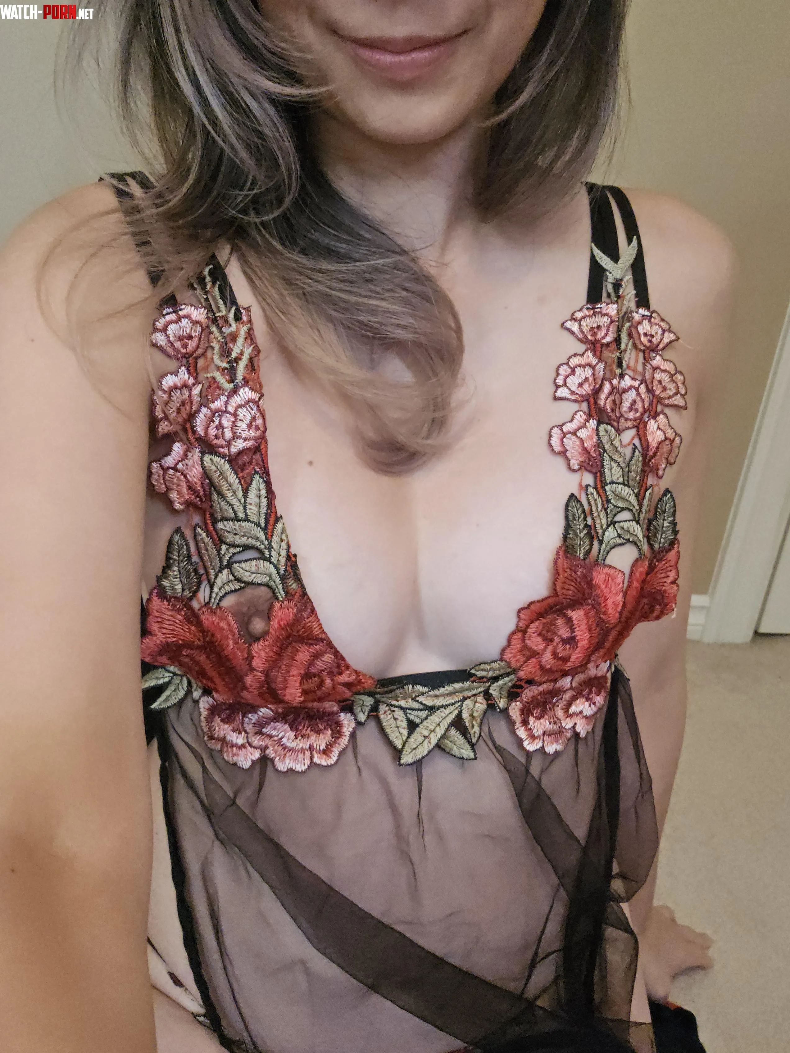Feeling good  selfie time by MaleficentMidnight00